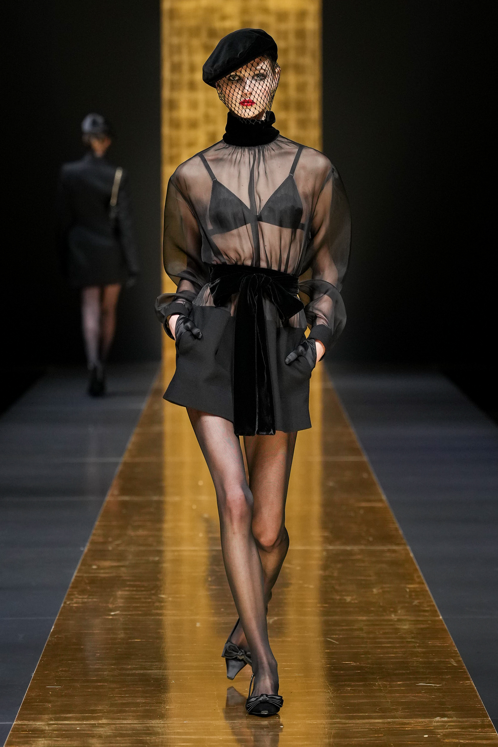 Look 29