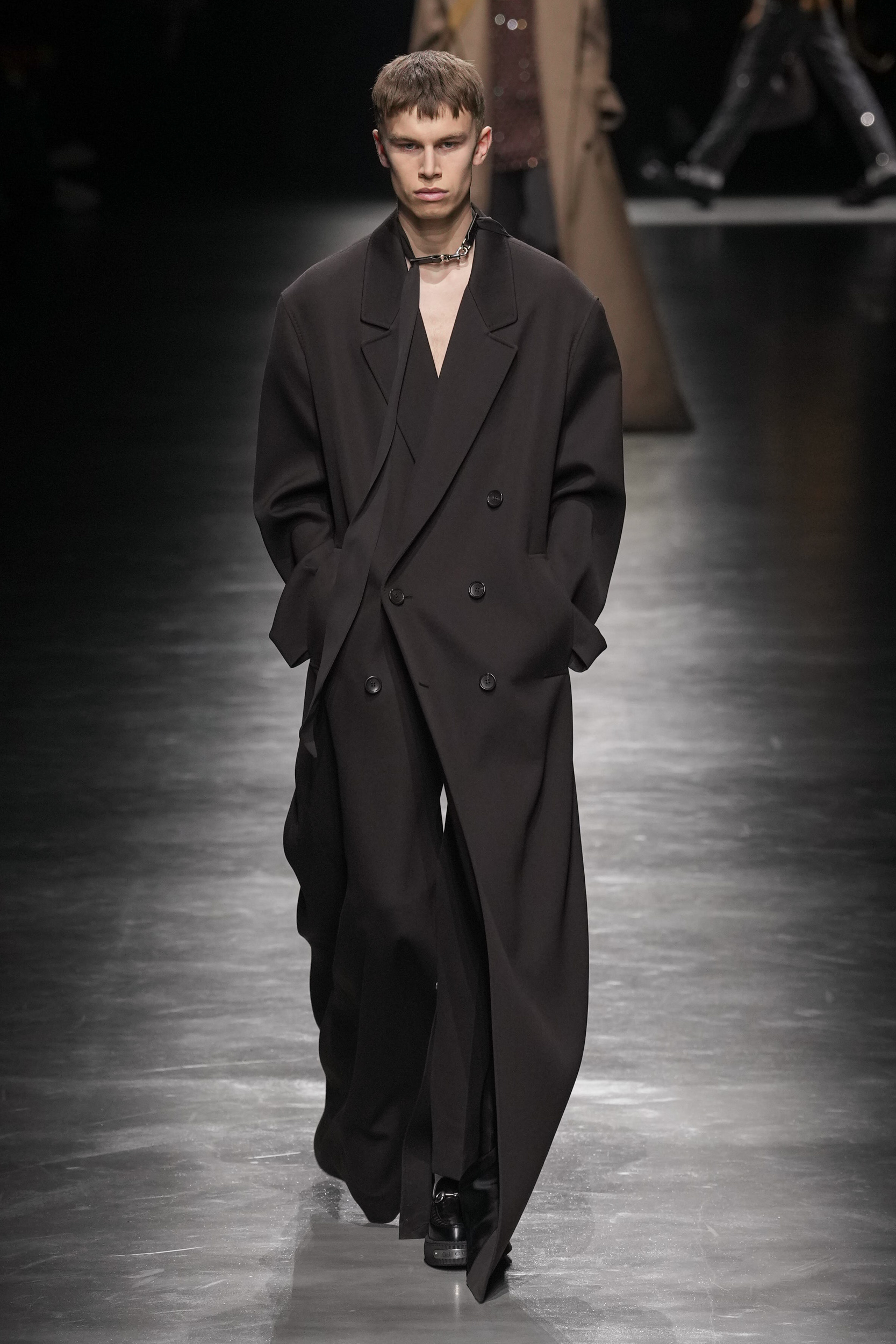 Look 28