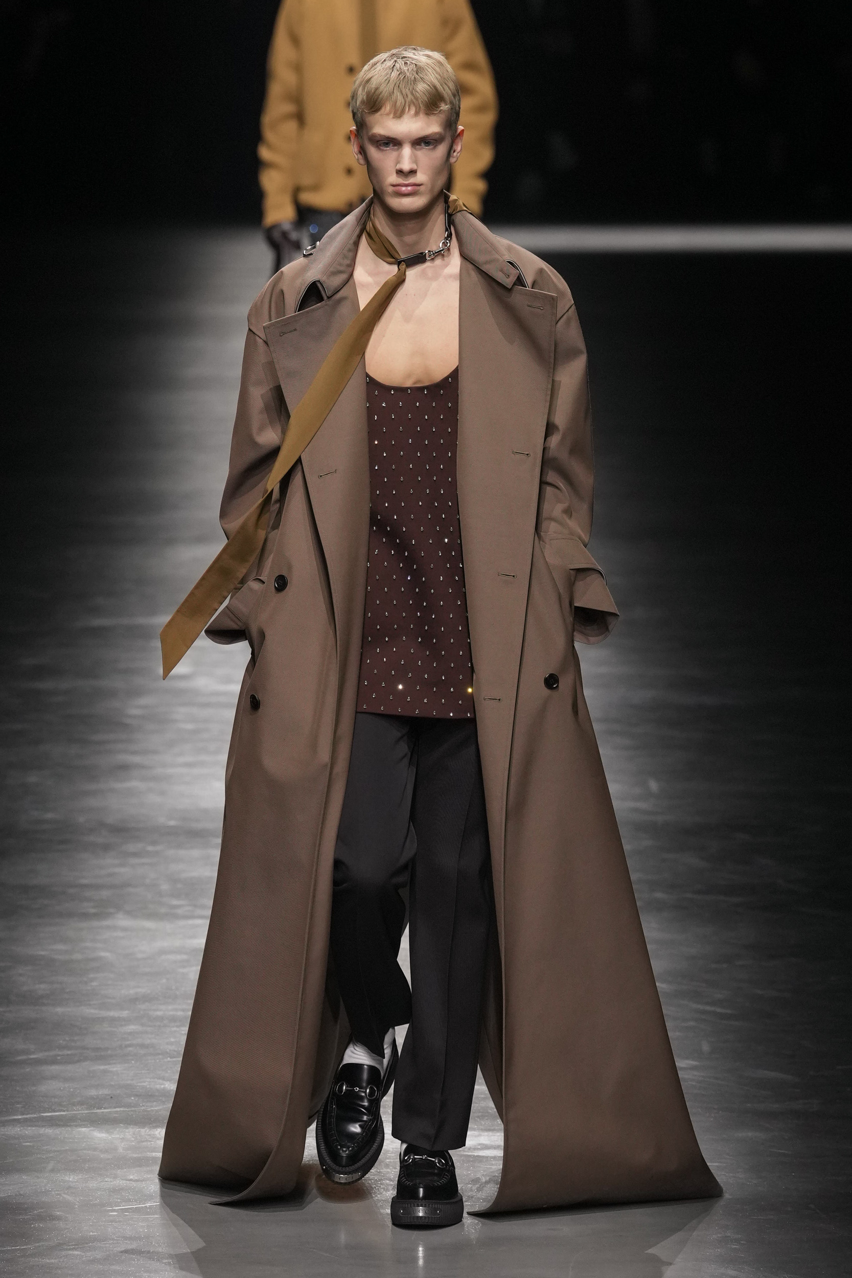 Look 29