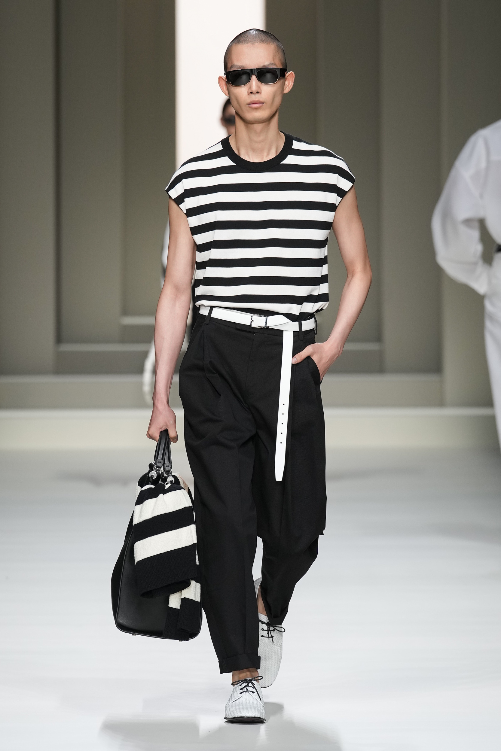Look 35