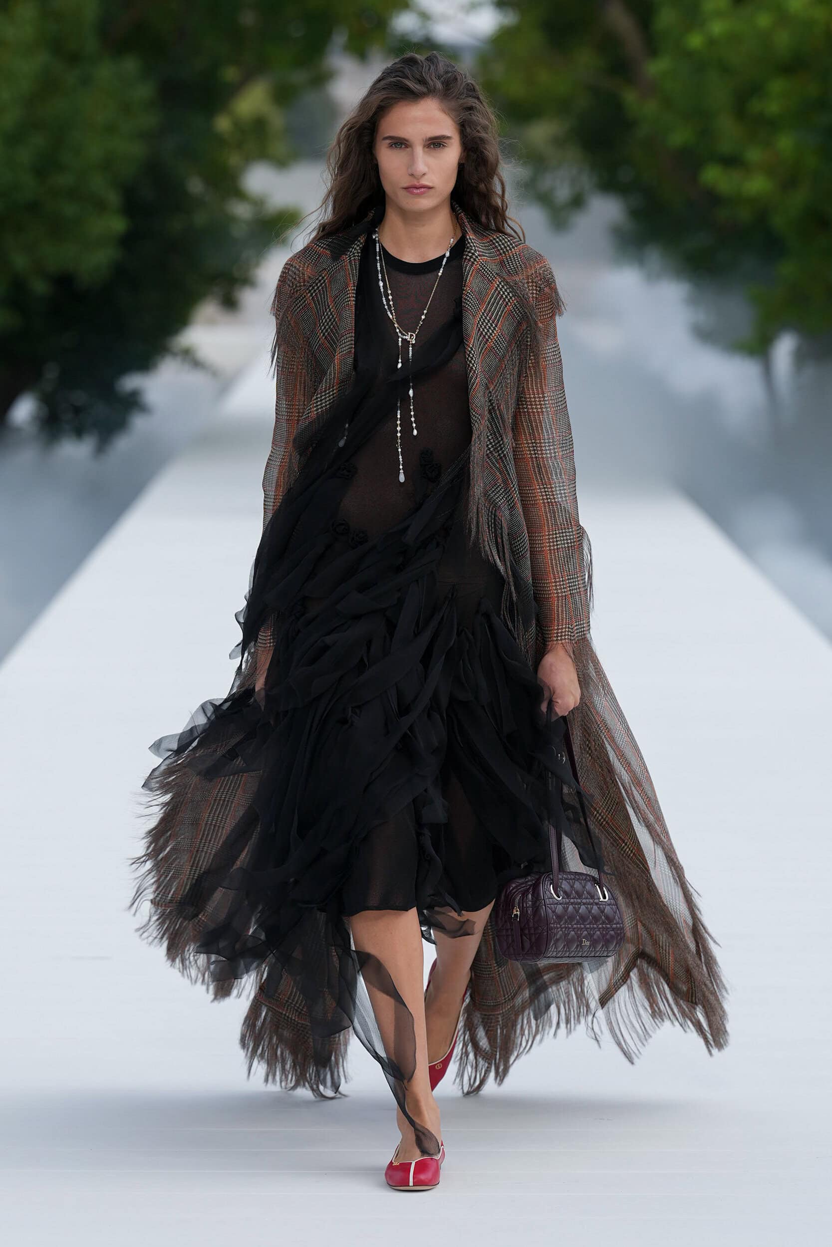 Look 28