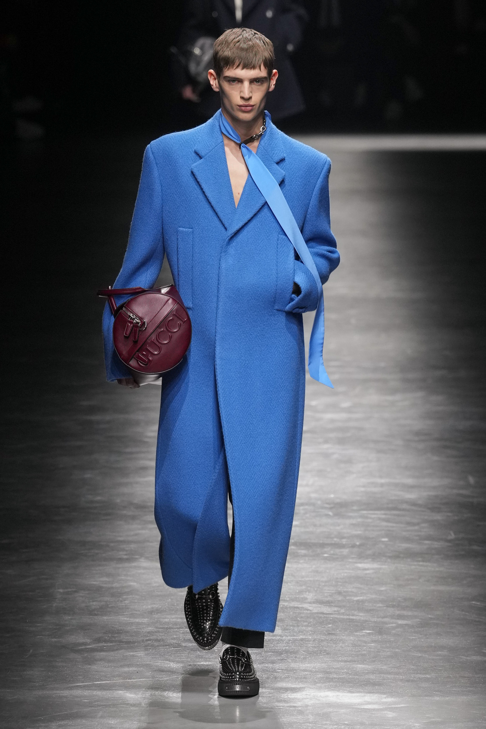 Look 32