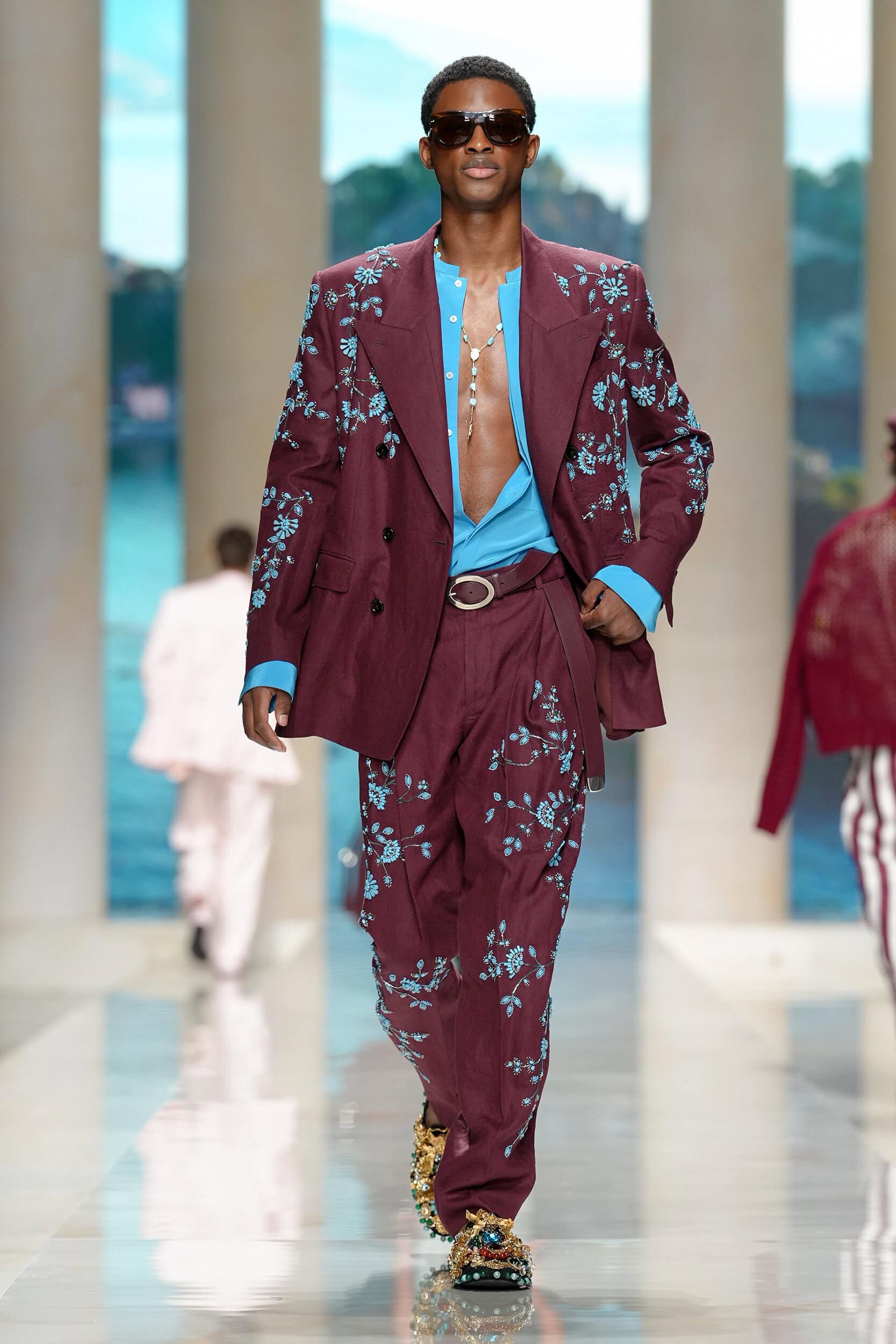 Look 64