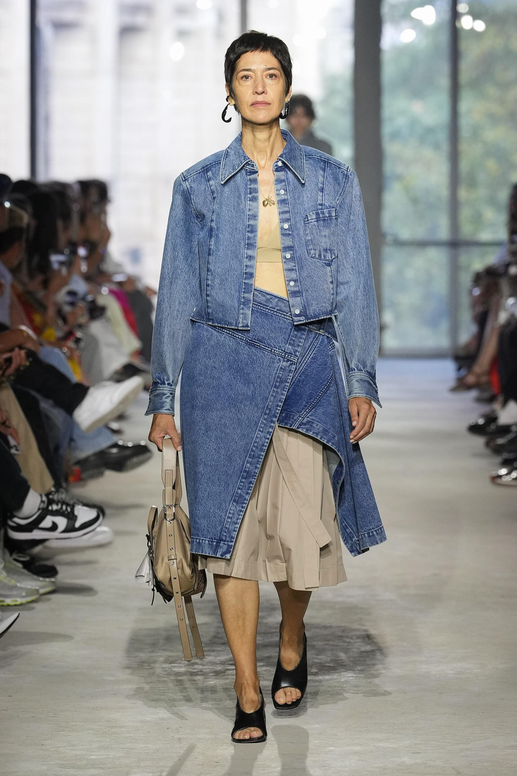 Look 45