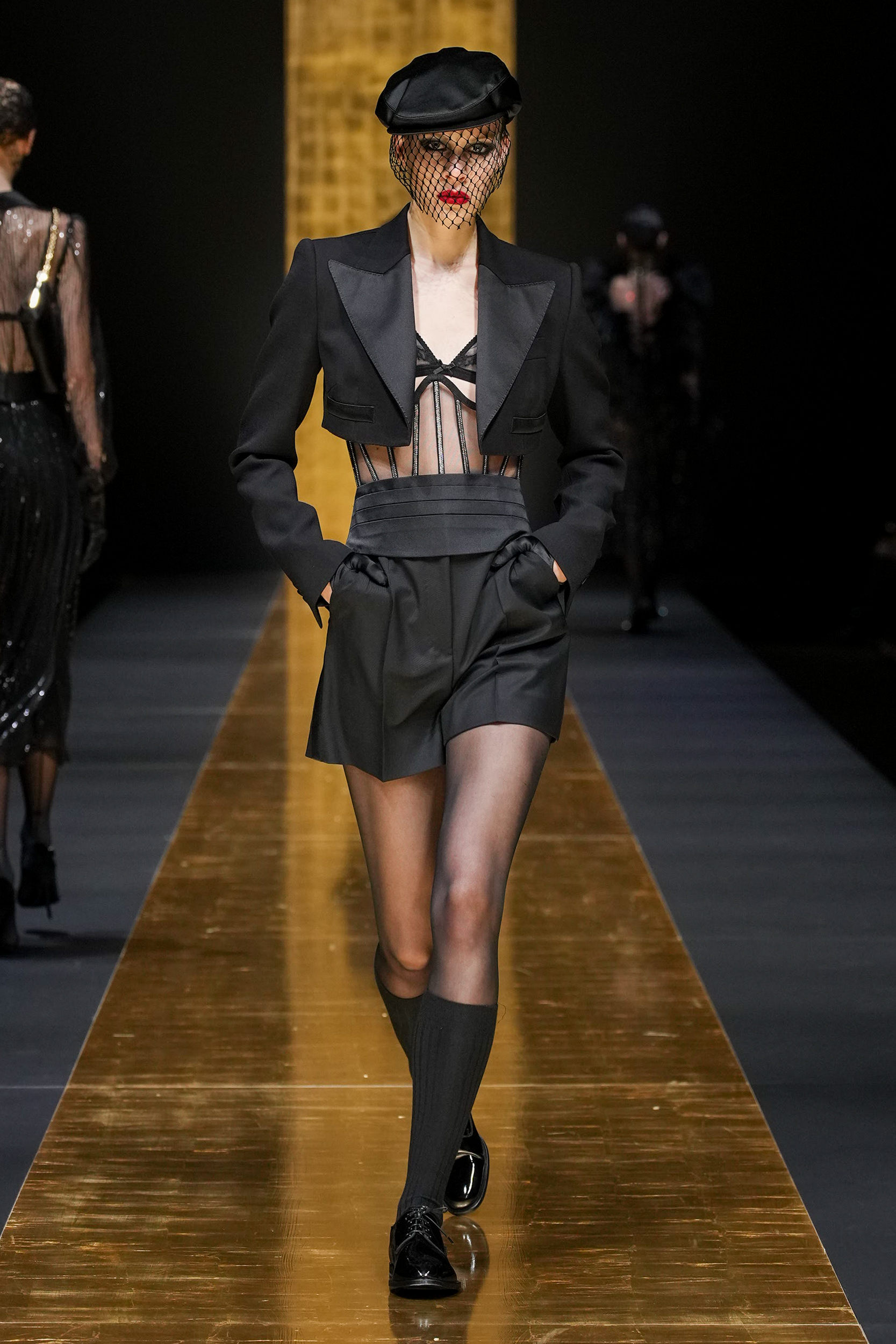 Look 34