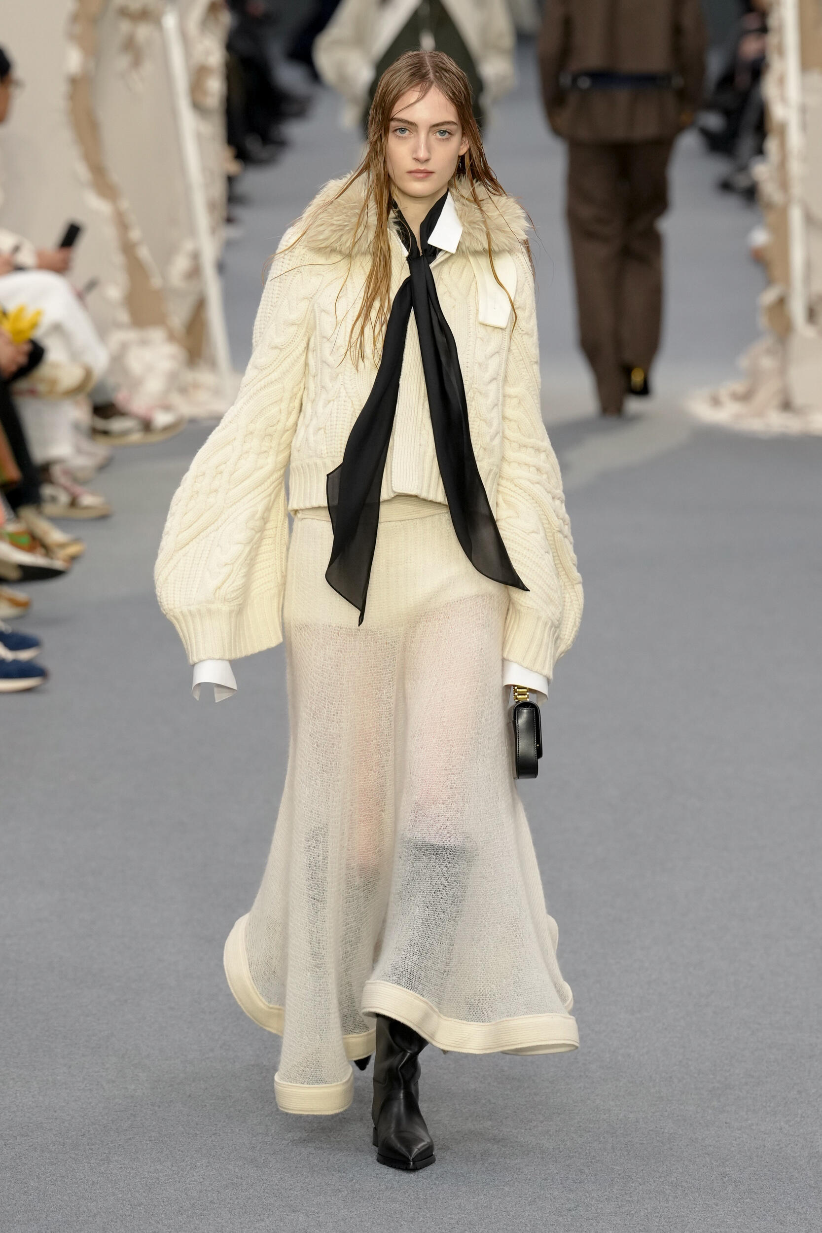 Look 50