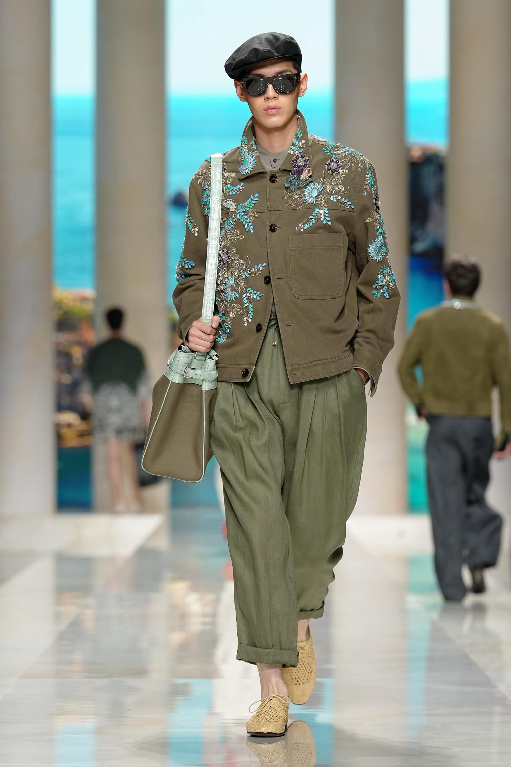 Look 76
