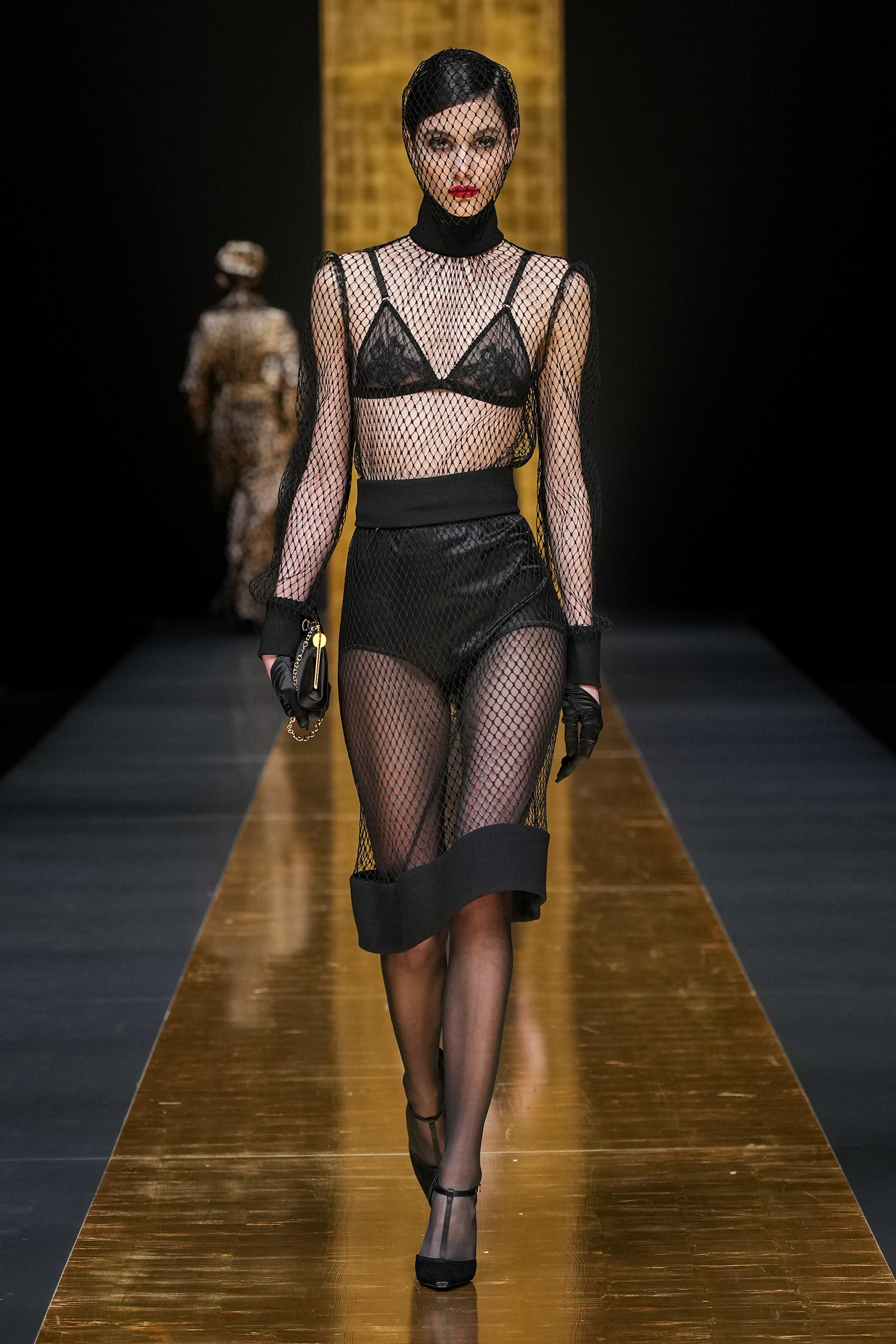Look 39