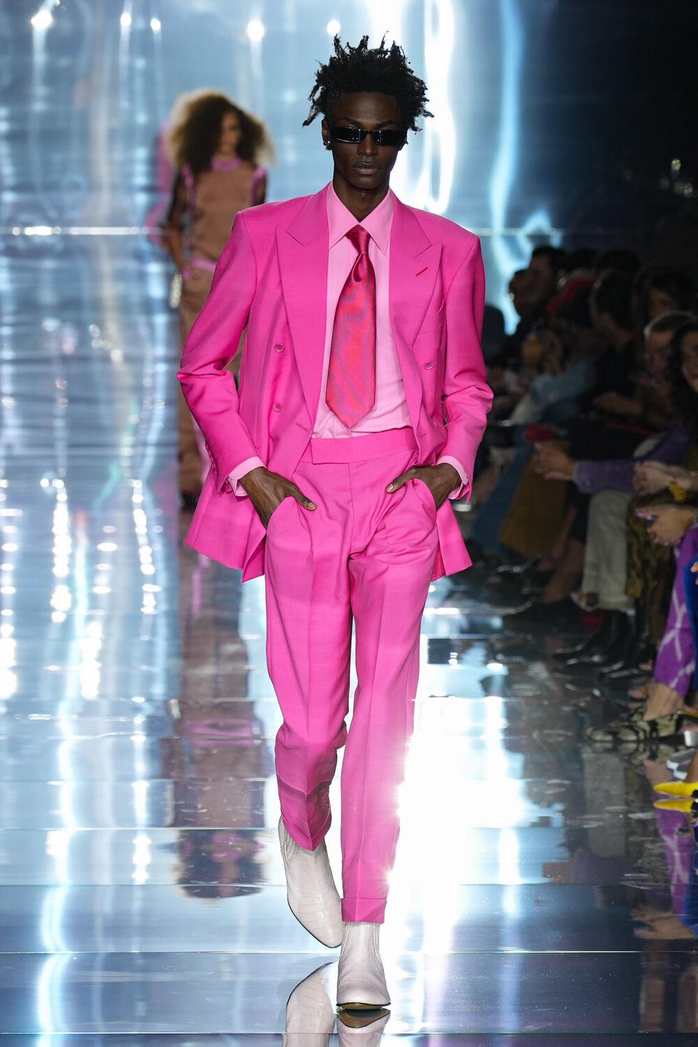 Look 24