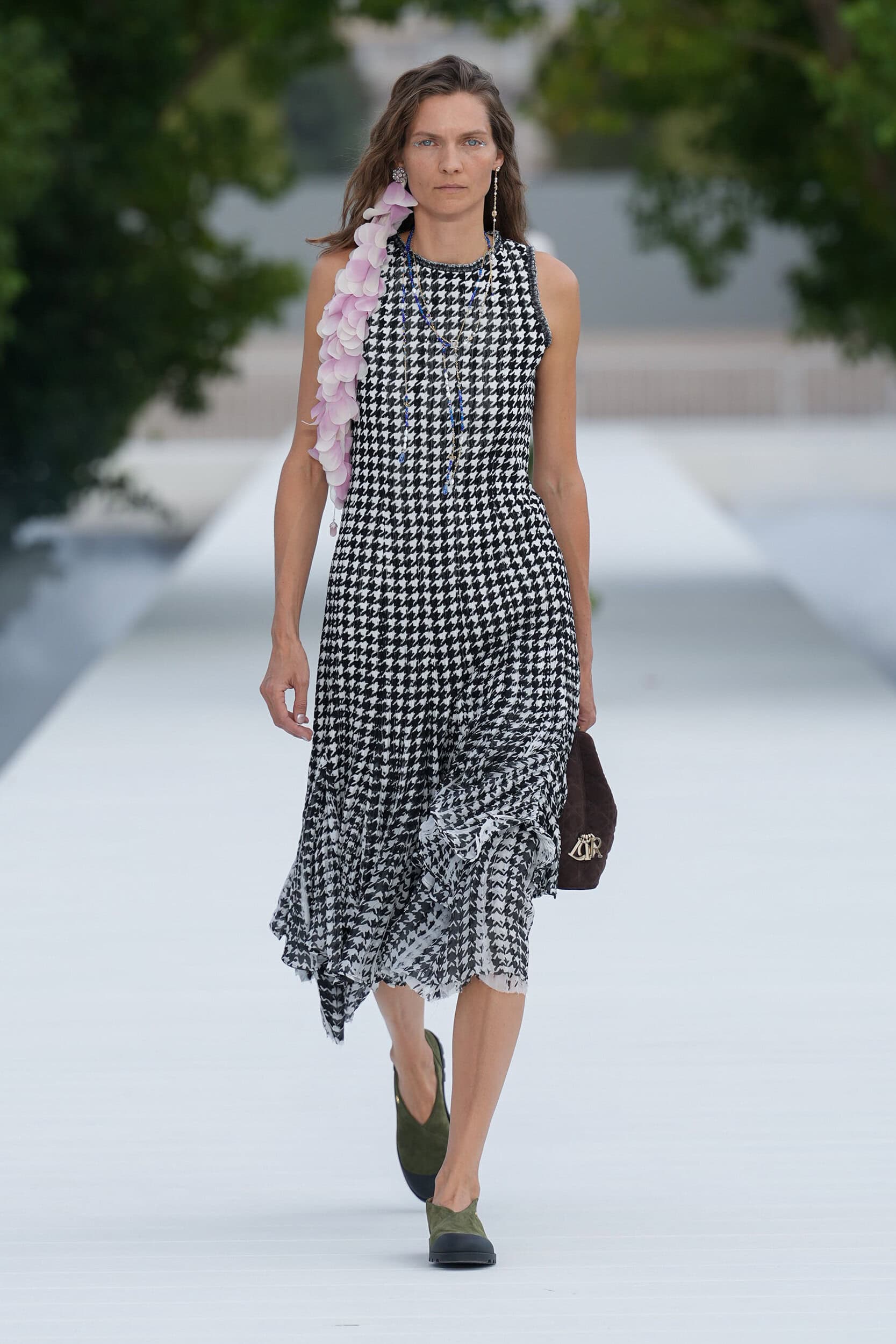 Look 38
