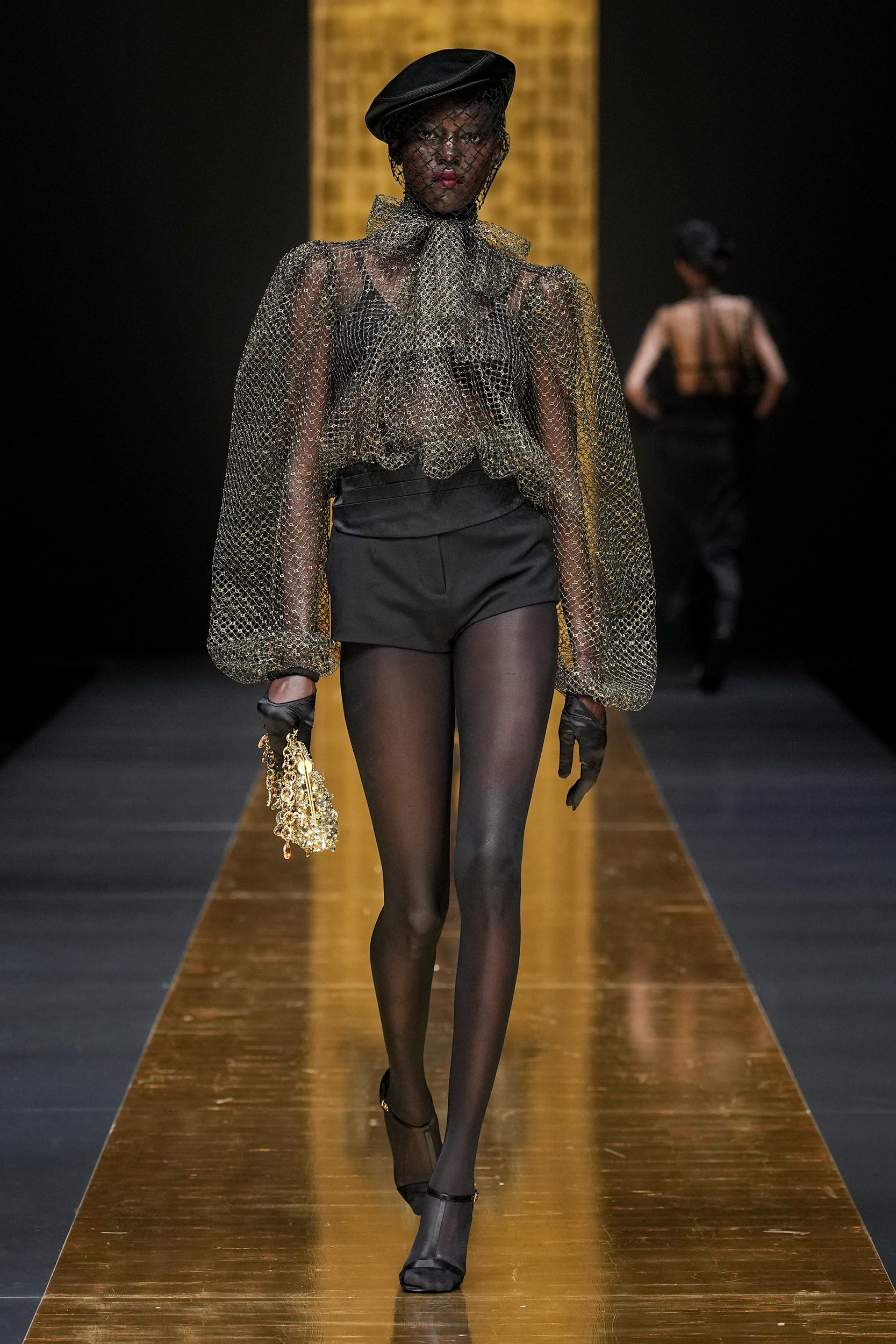 Look 44