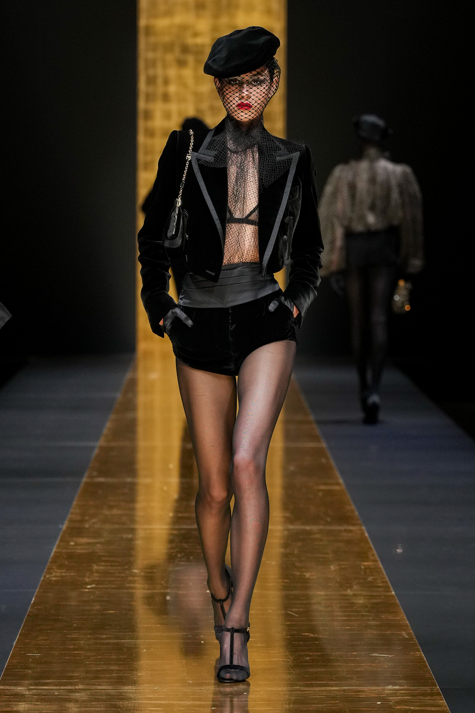Look 46