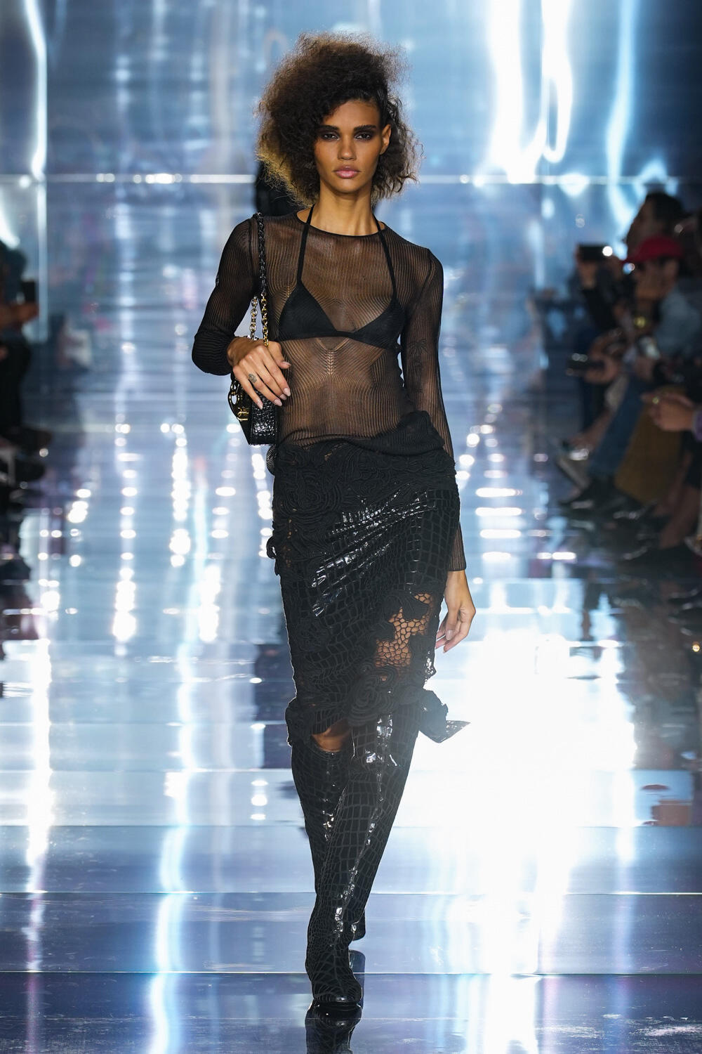 Look 30
