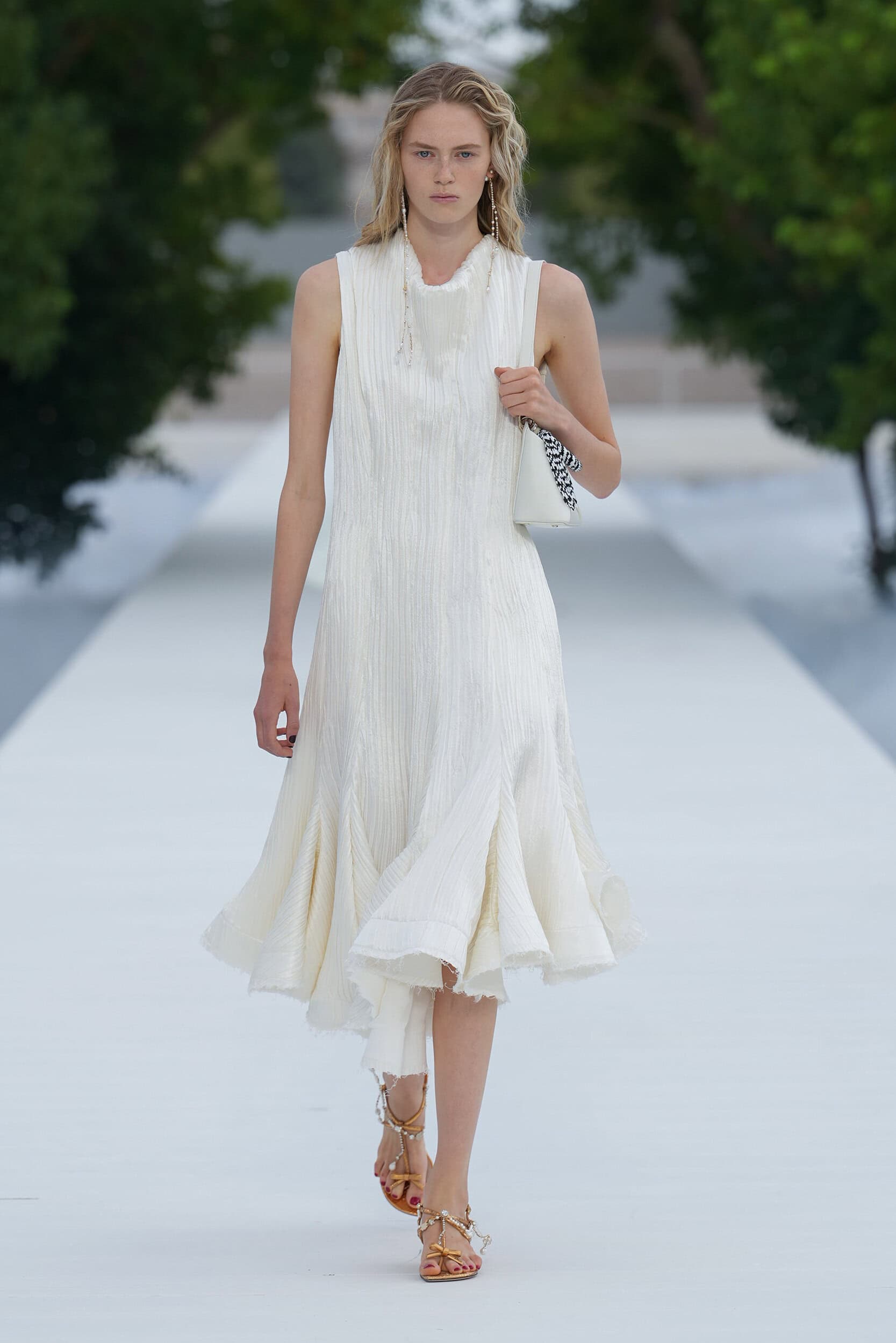 Look 46