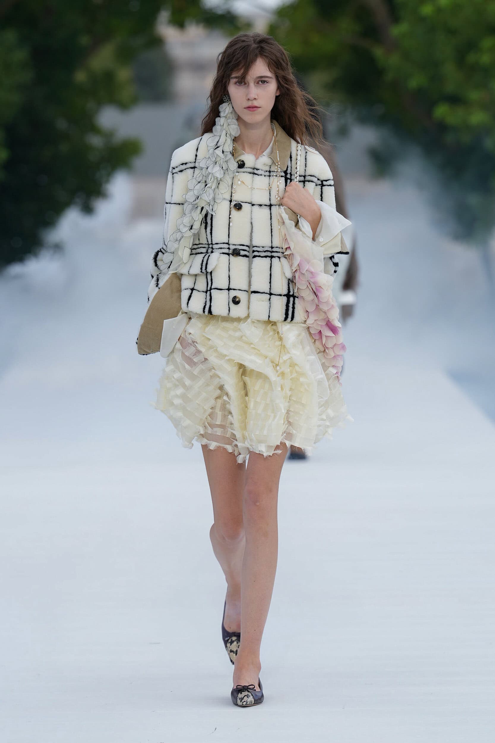 Look 48