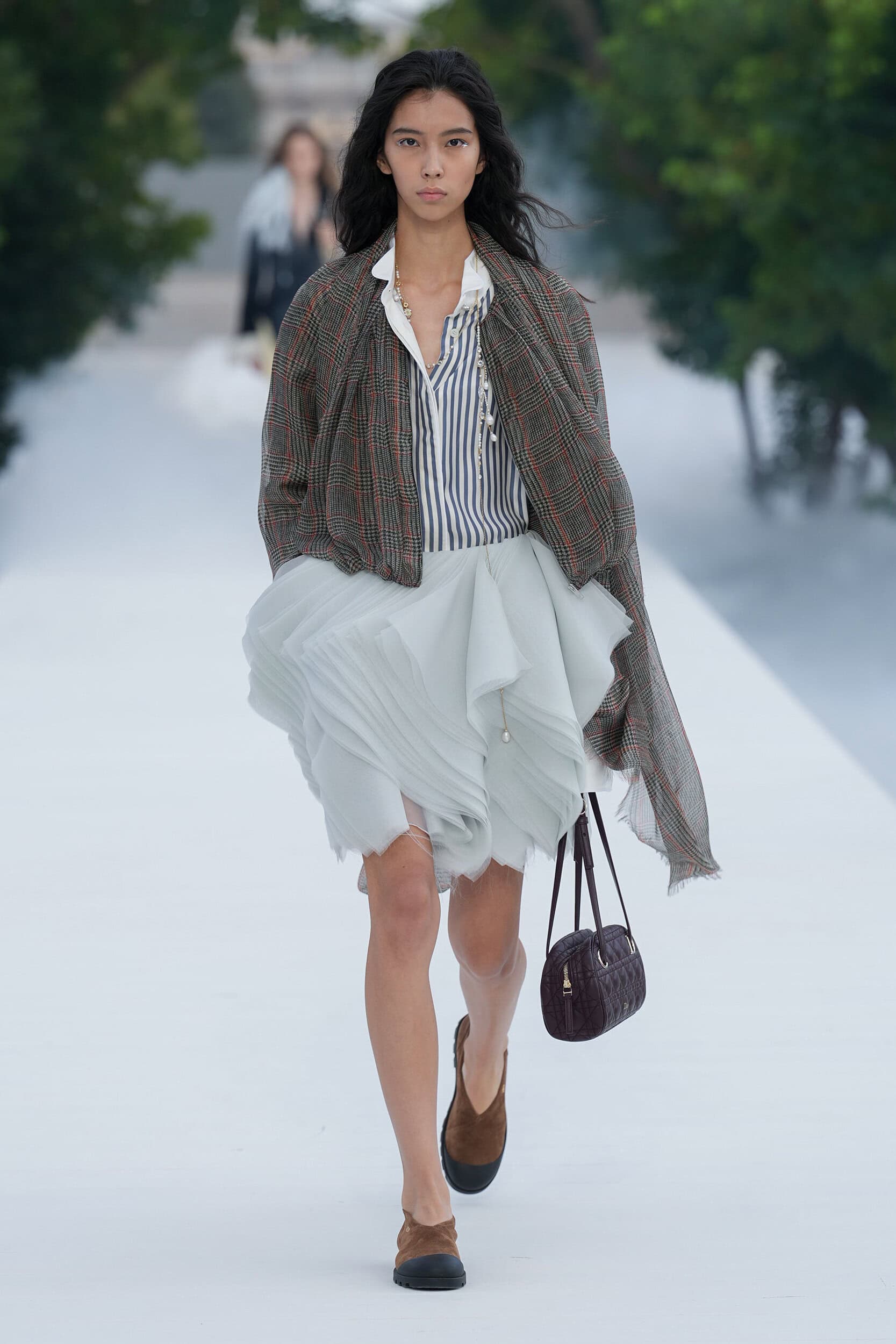 Look 49