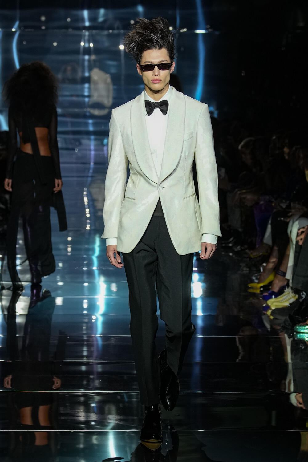 Look 37