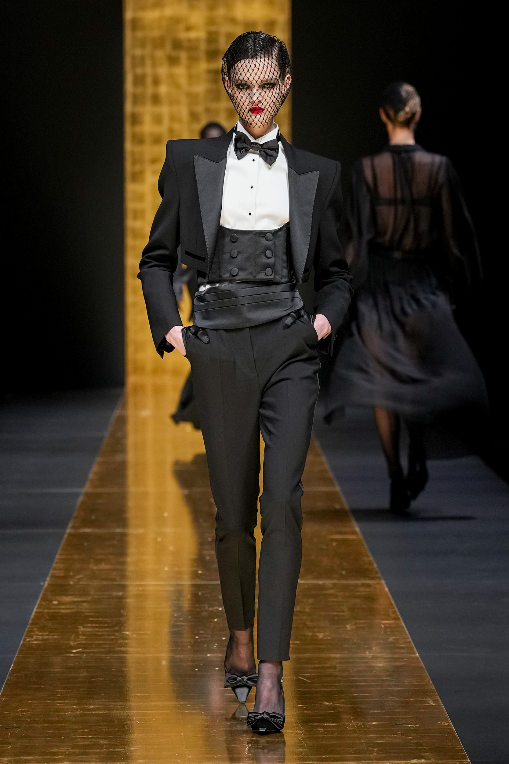 Look 63