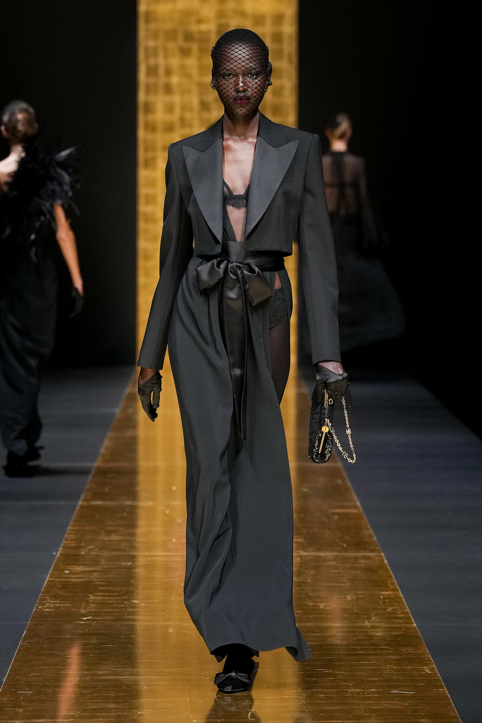 Look 64