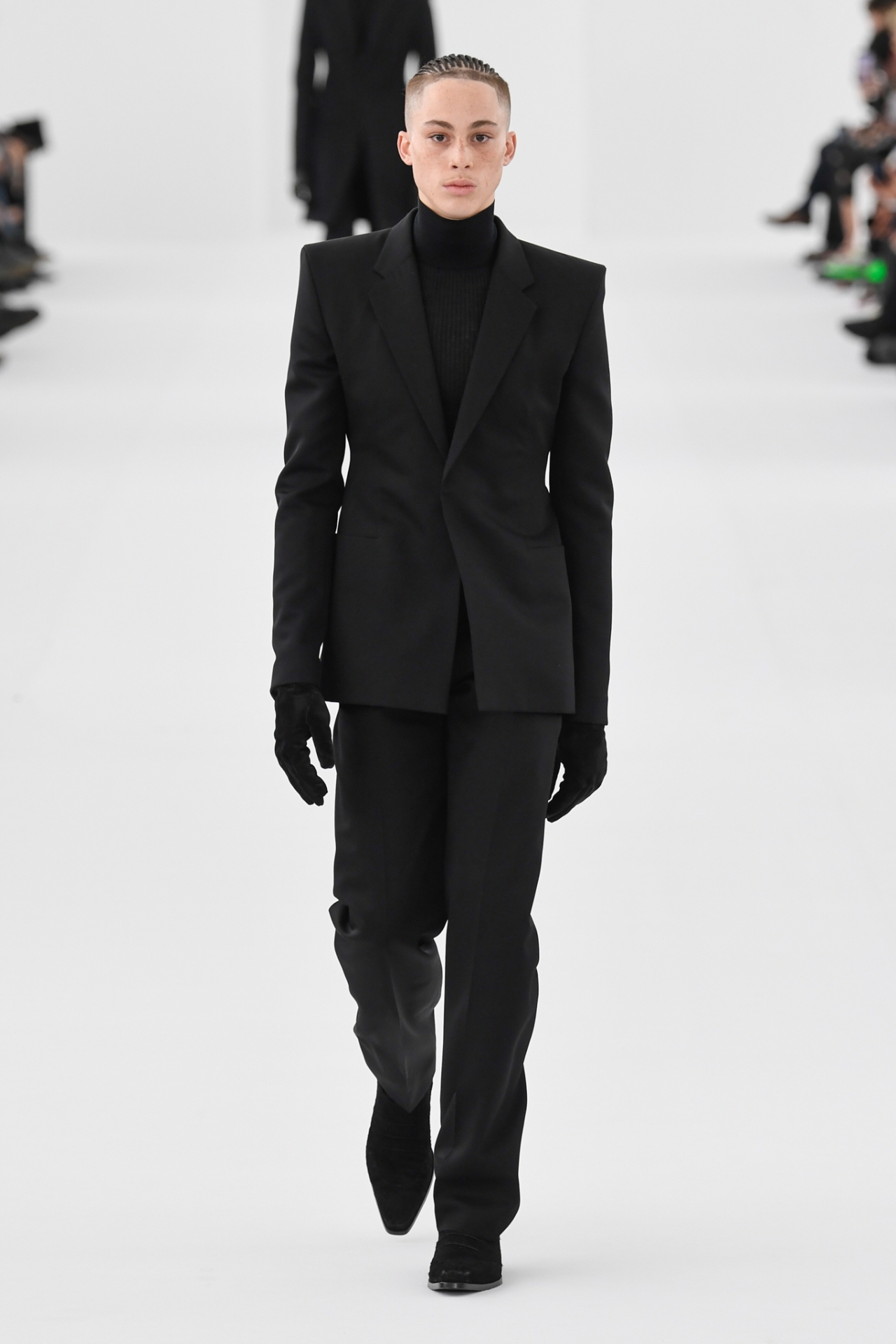 Look 43