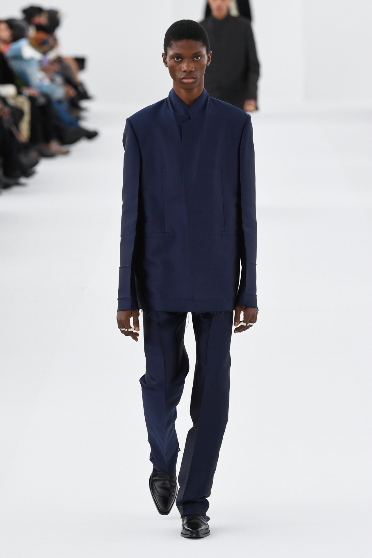 Look 13