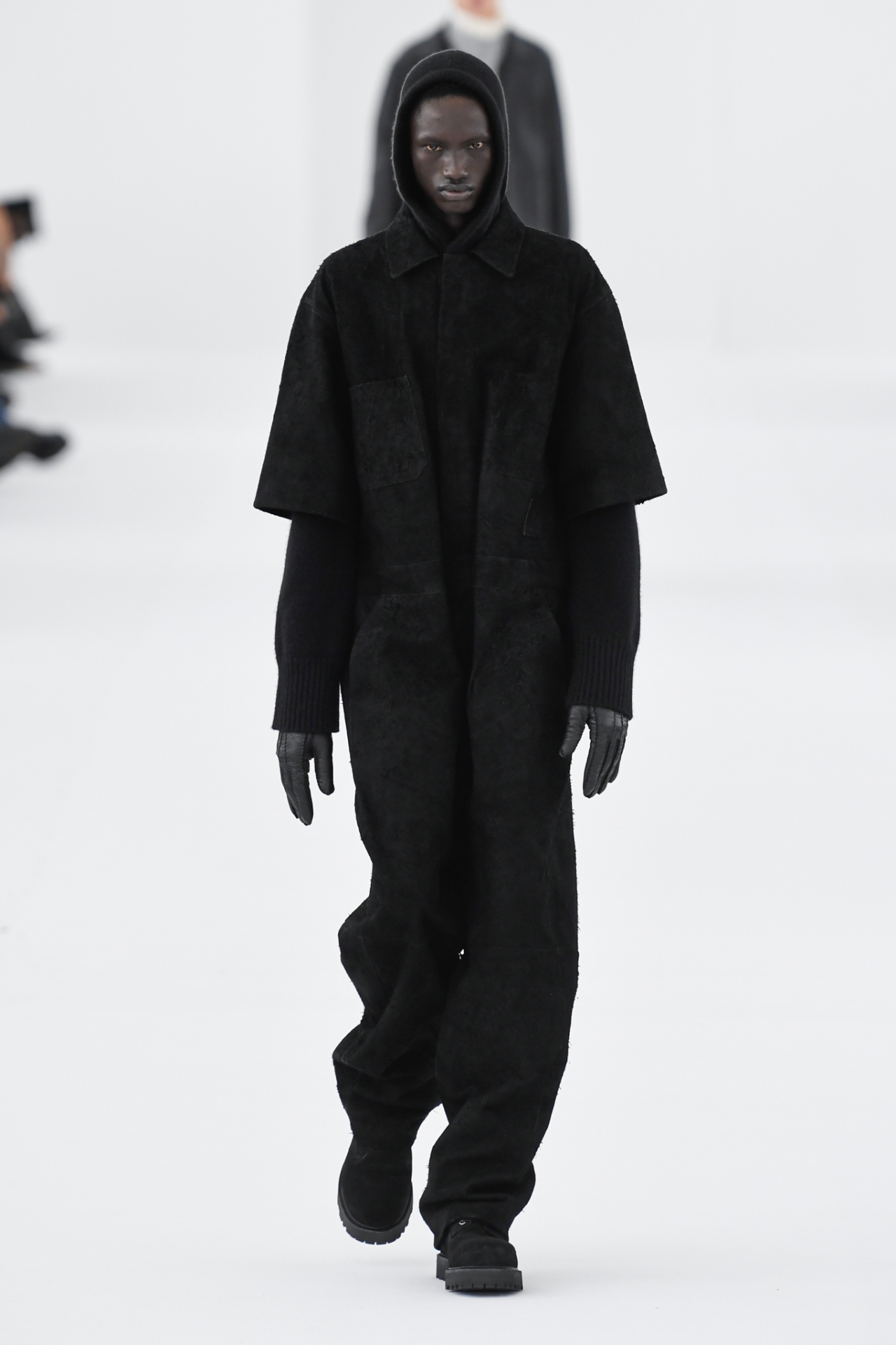 Look 18