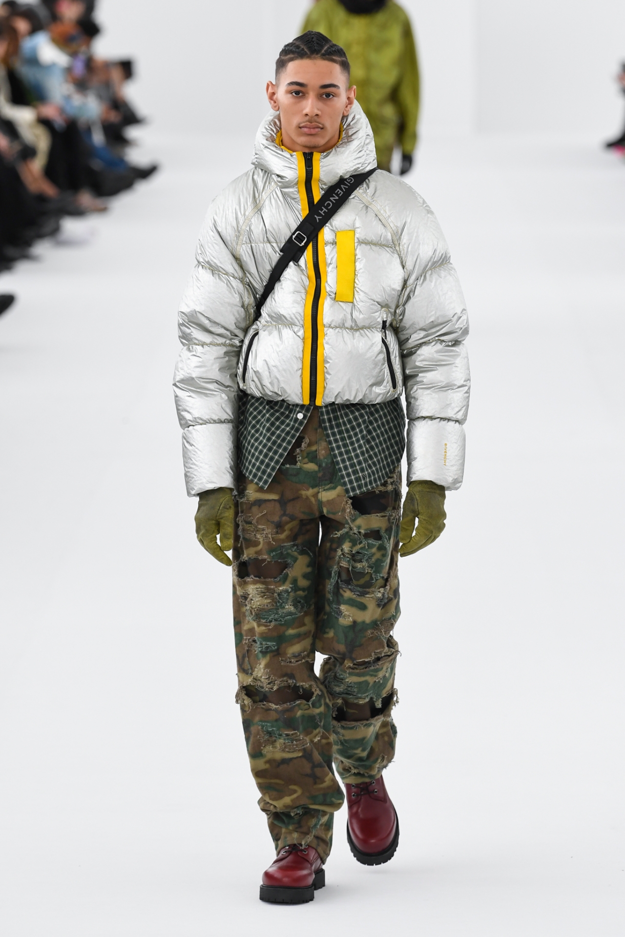 Look 29