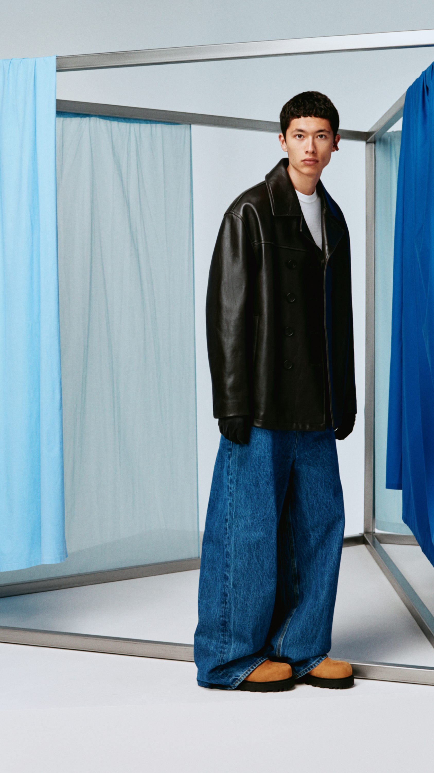 Look 10