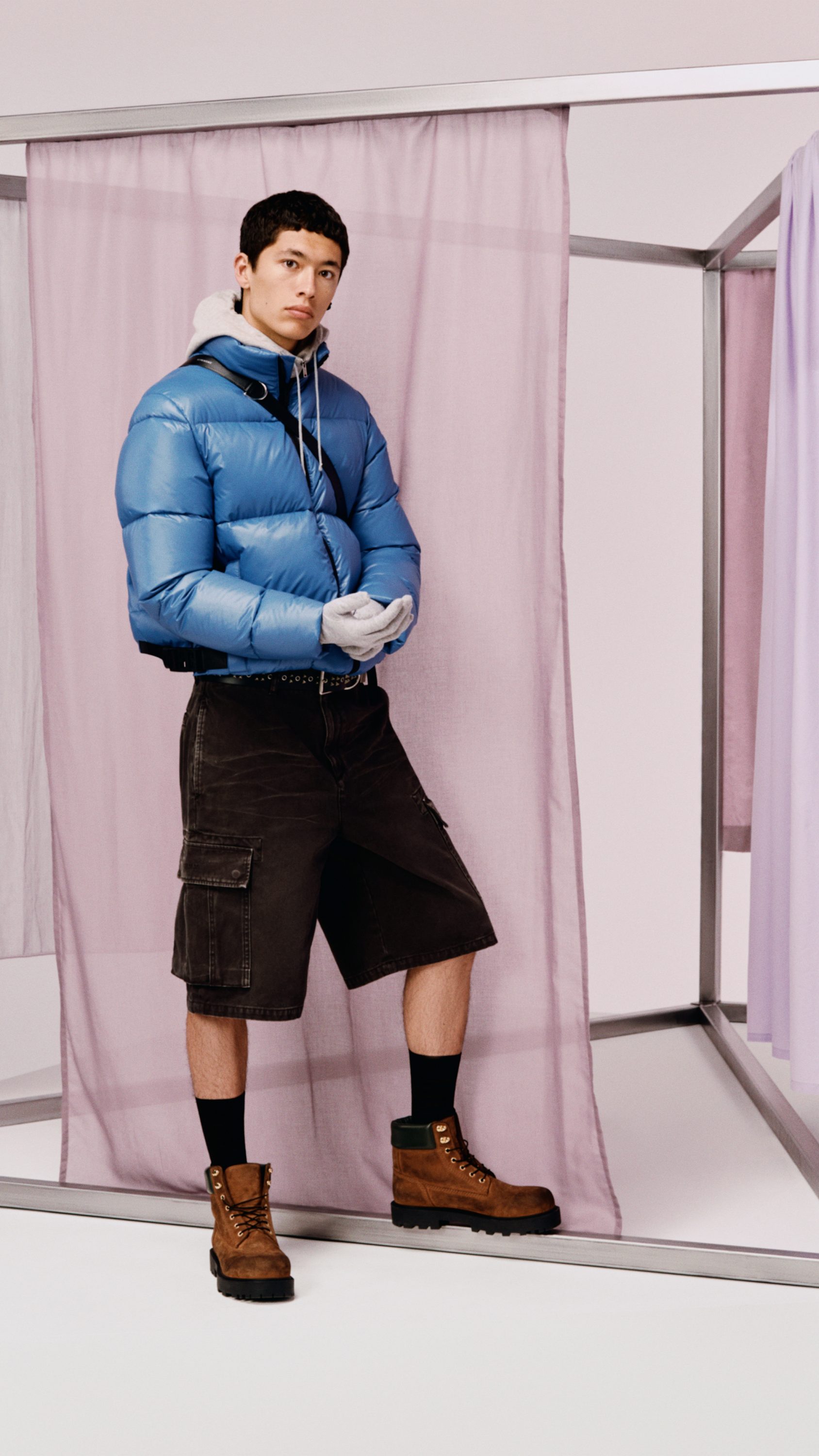 Look 16