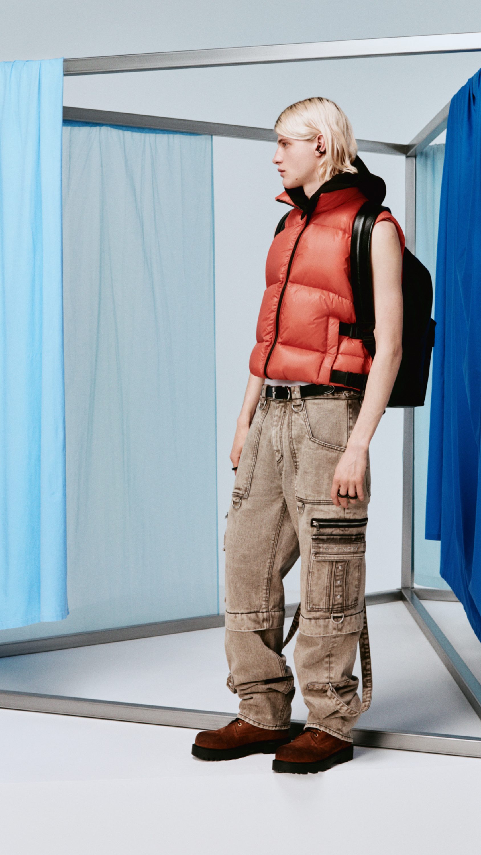 Look 19
