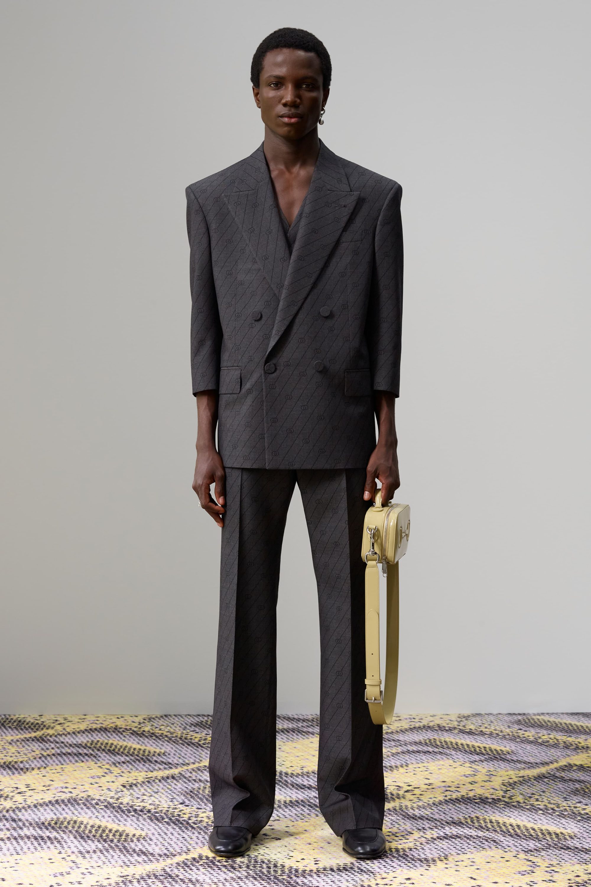 Look 18