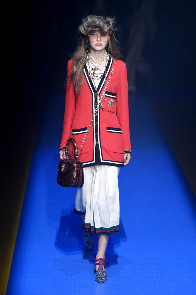 Look 18