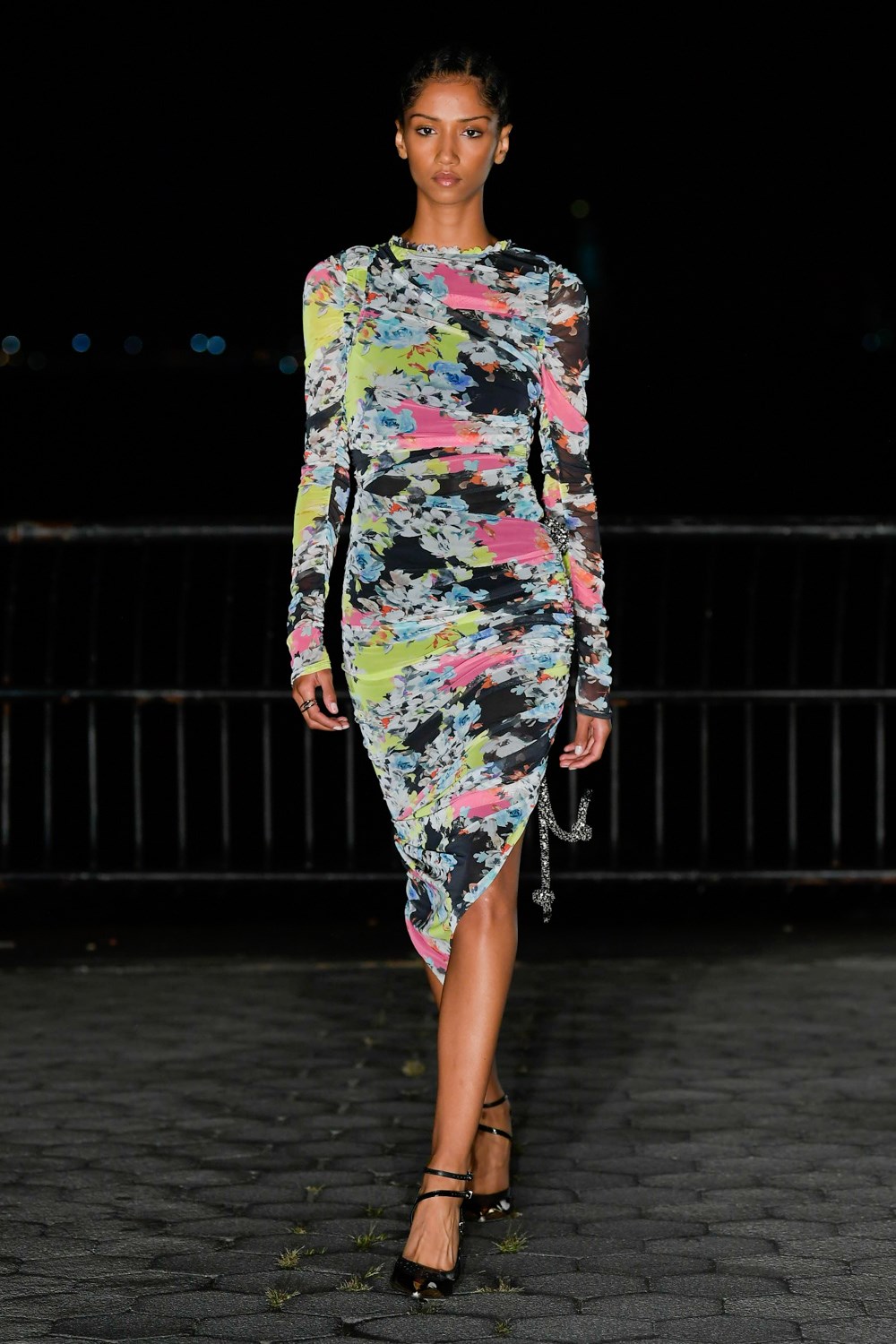 Look 15
