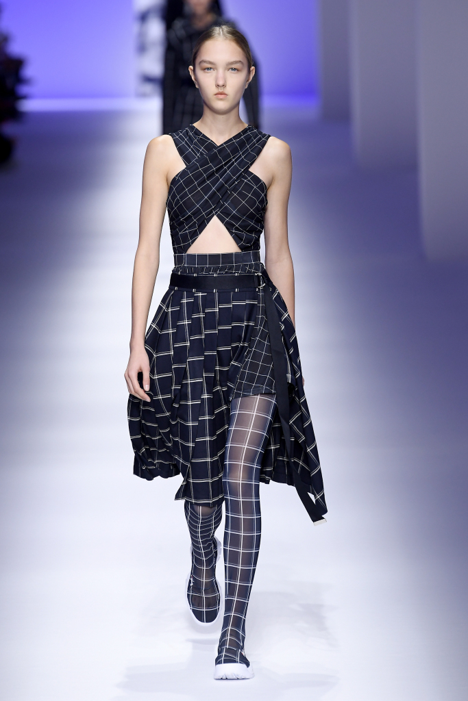 Look 30