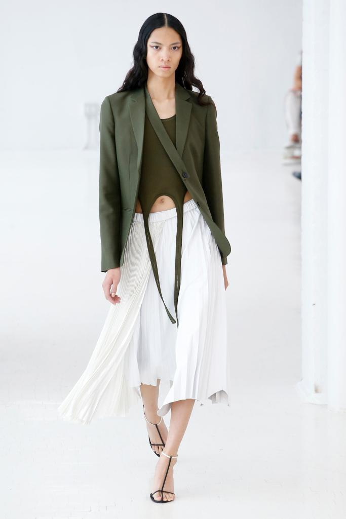 Look 12