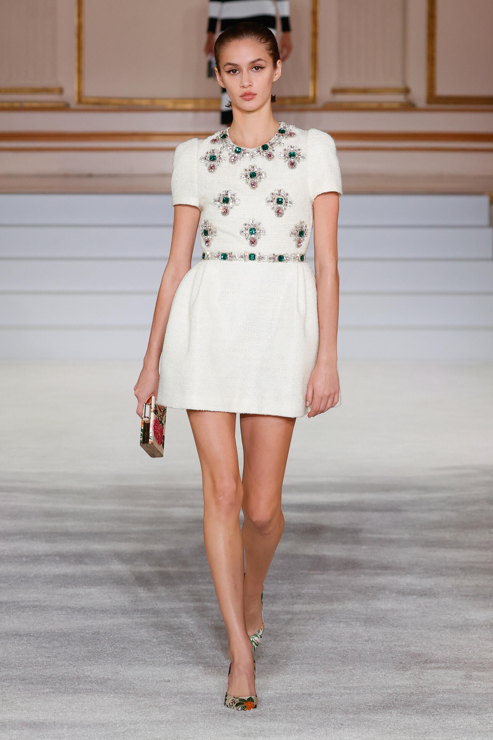 Look 7