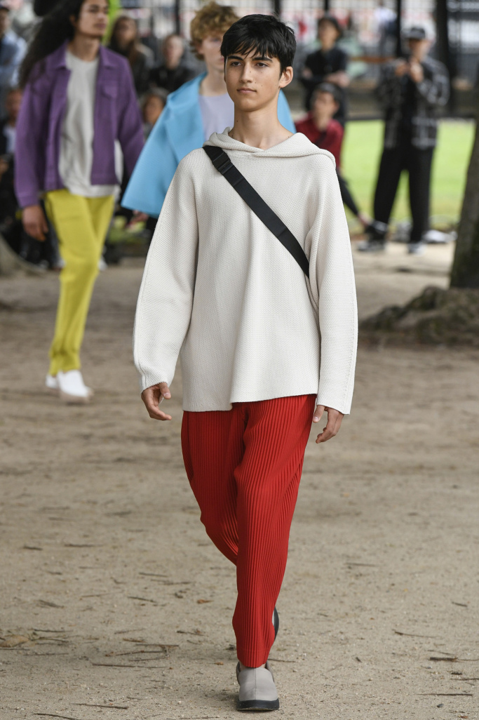 Look 7
