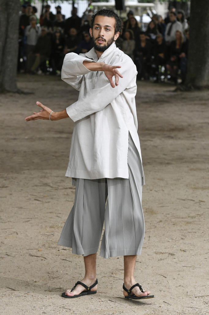 Look 23