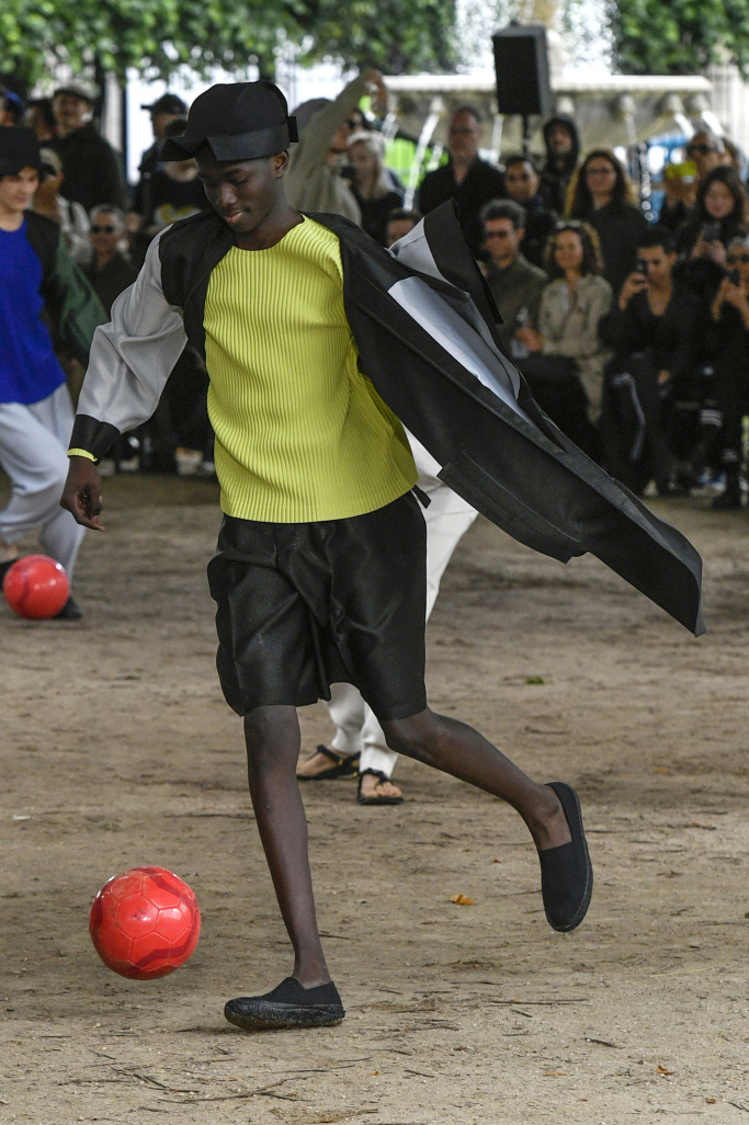 Look 26
