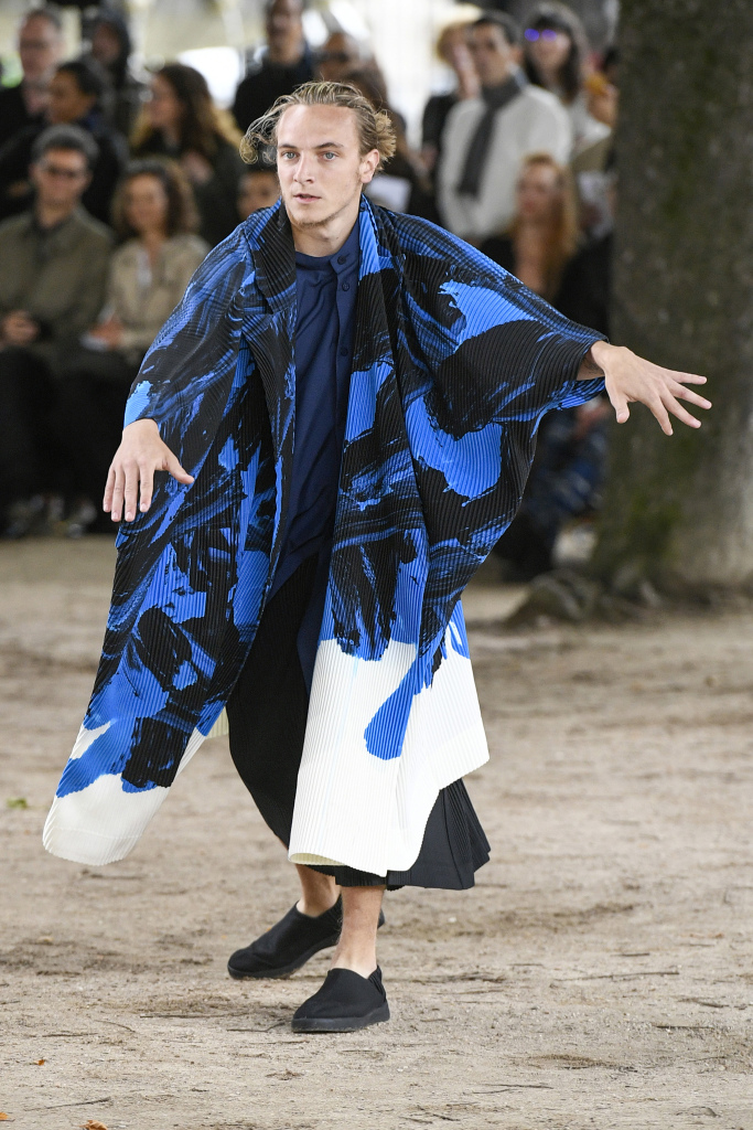 Look 34
