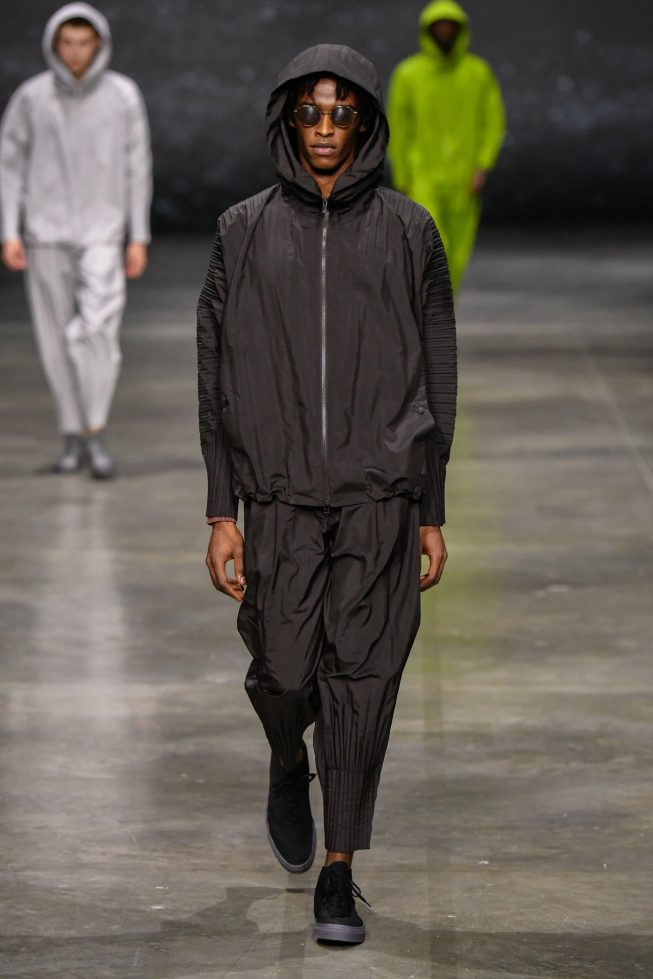 Look 7