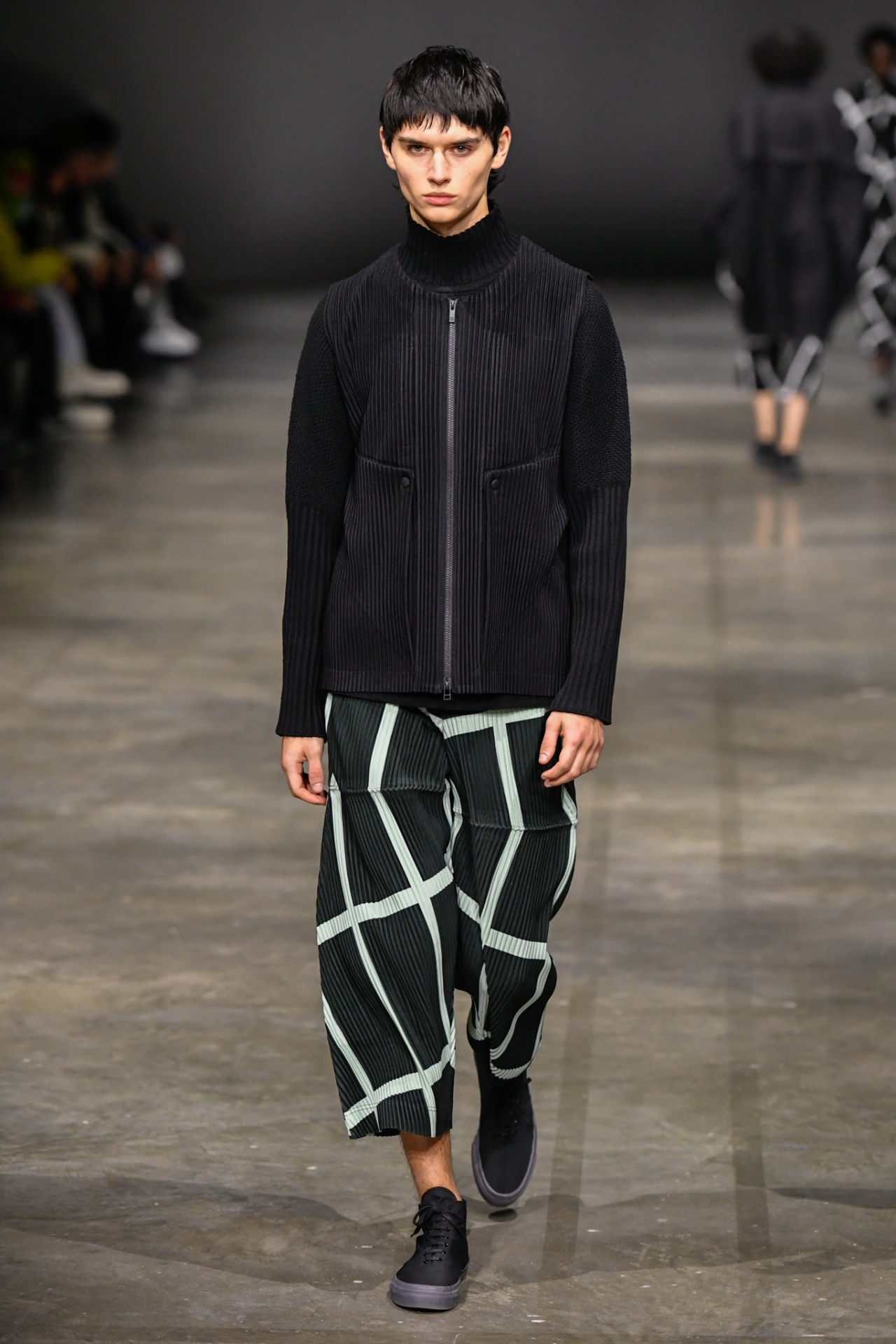 Look 14