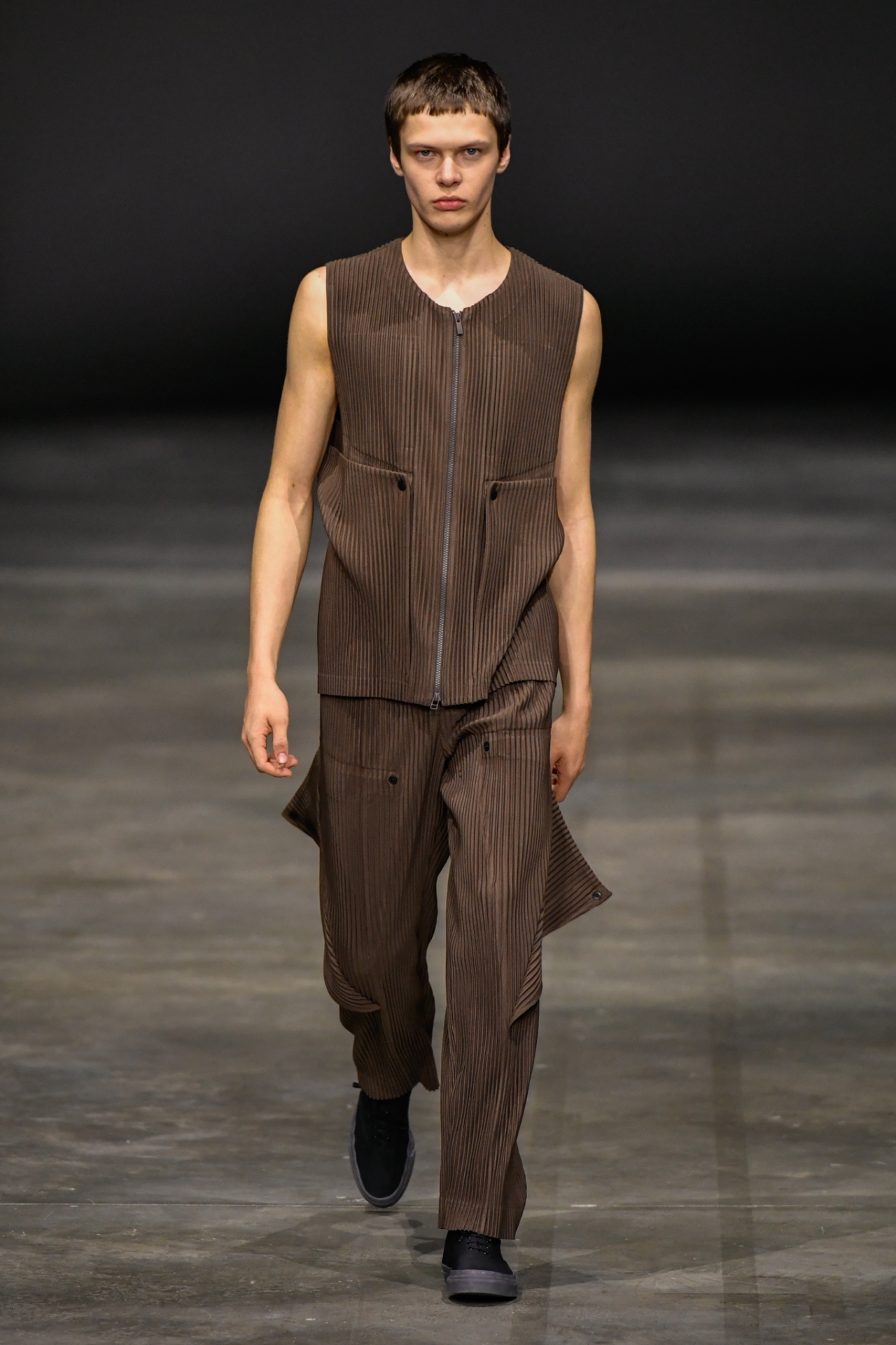 Look 17