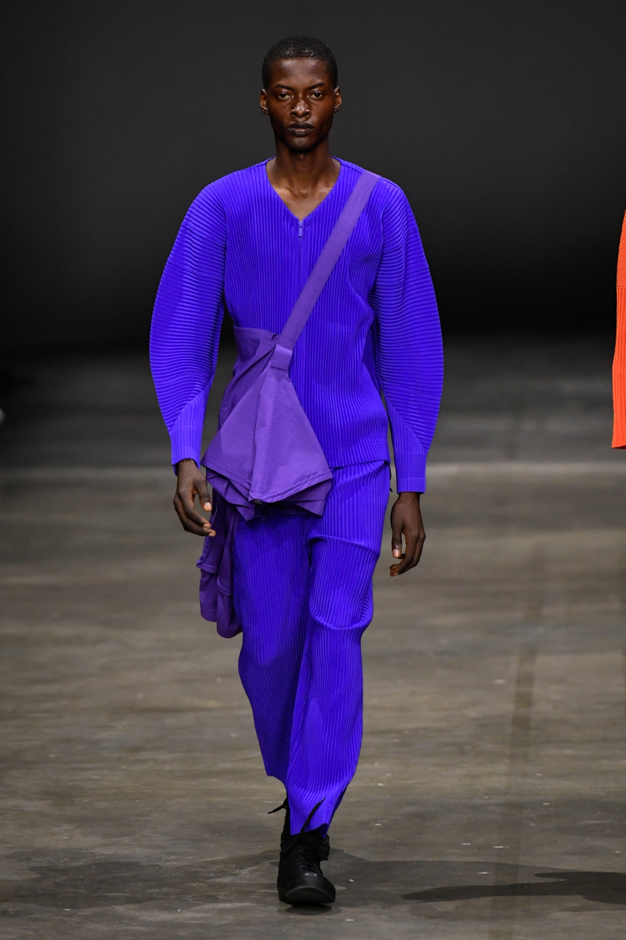 Look 19