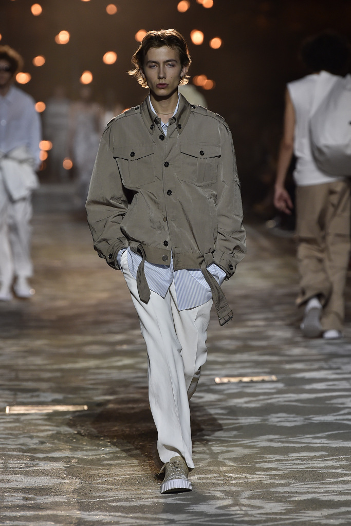Look 10