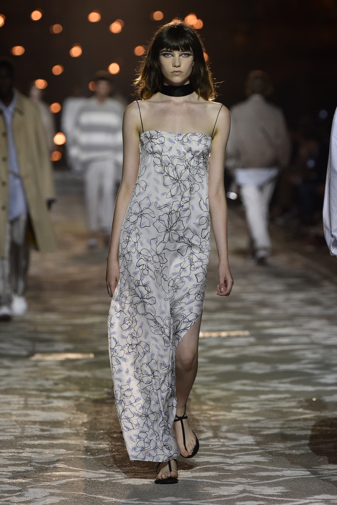 Look 12