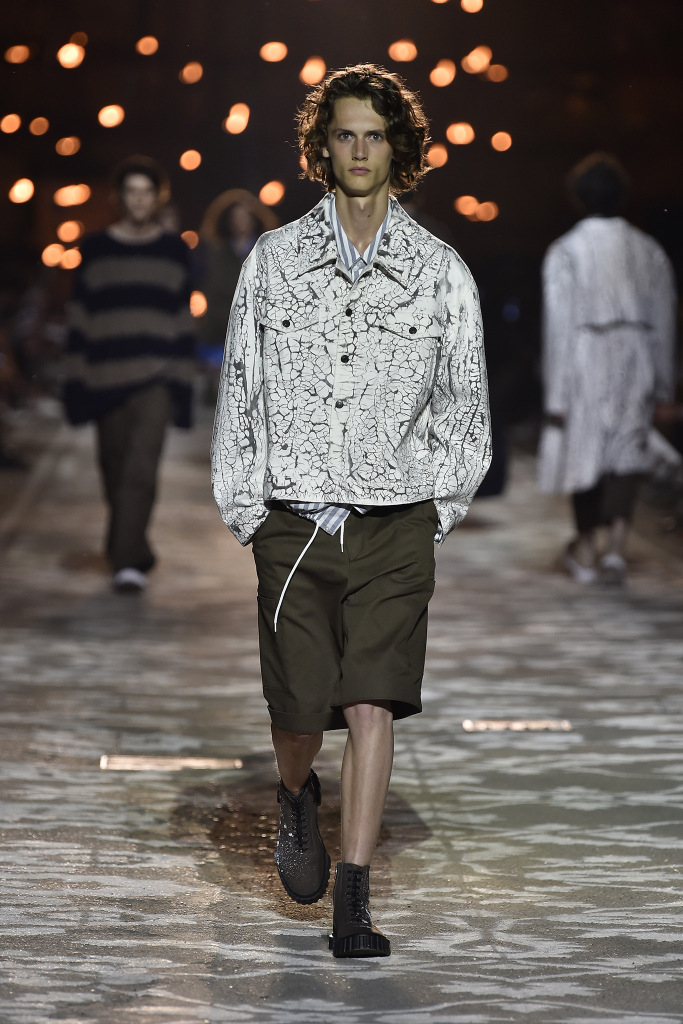 Look 43