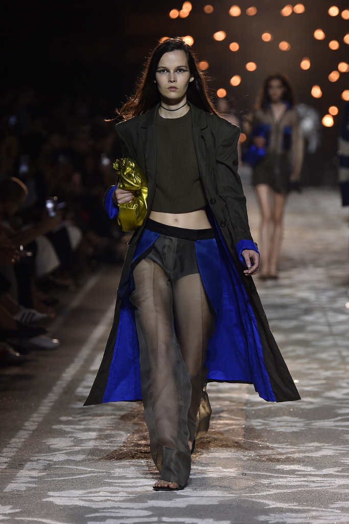 Look 46