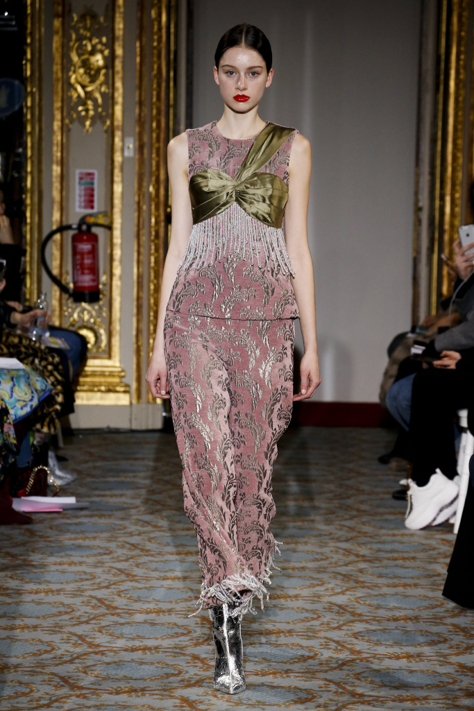 Look 19
