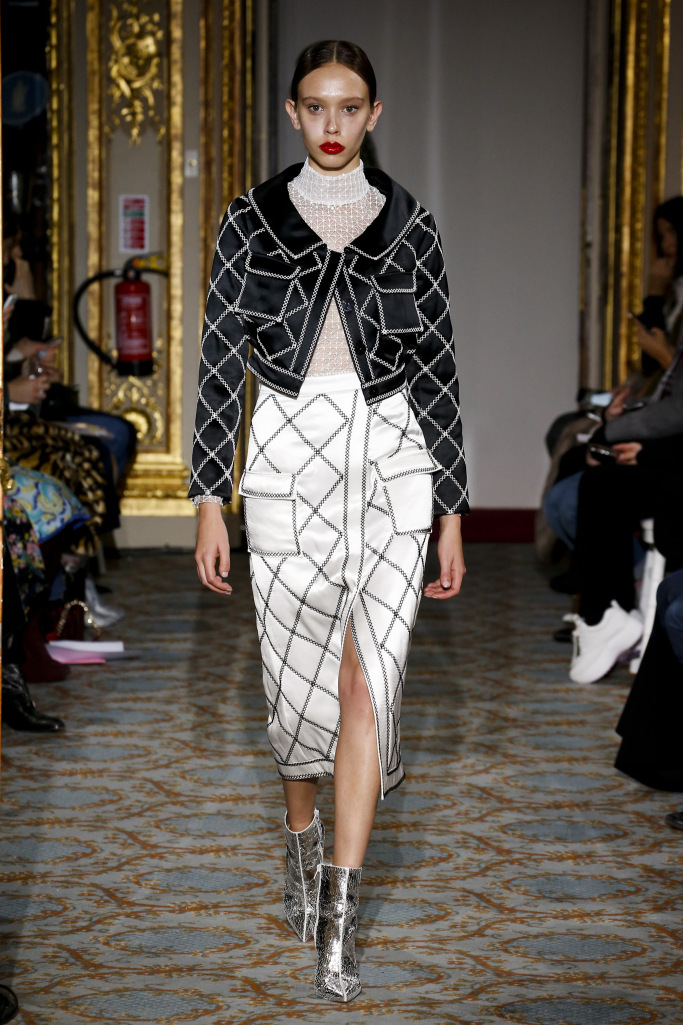 Look 26